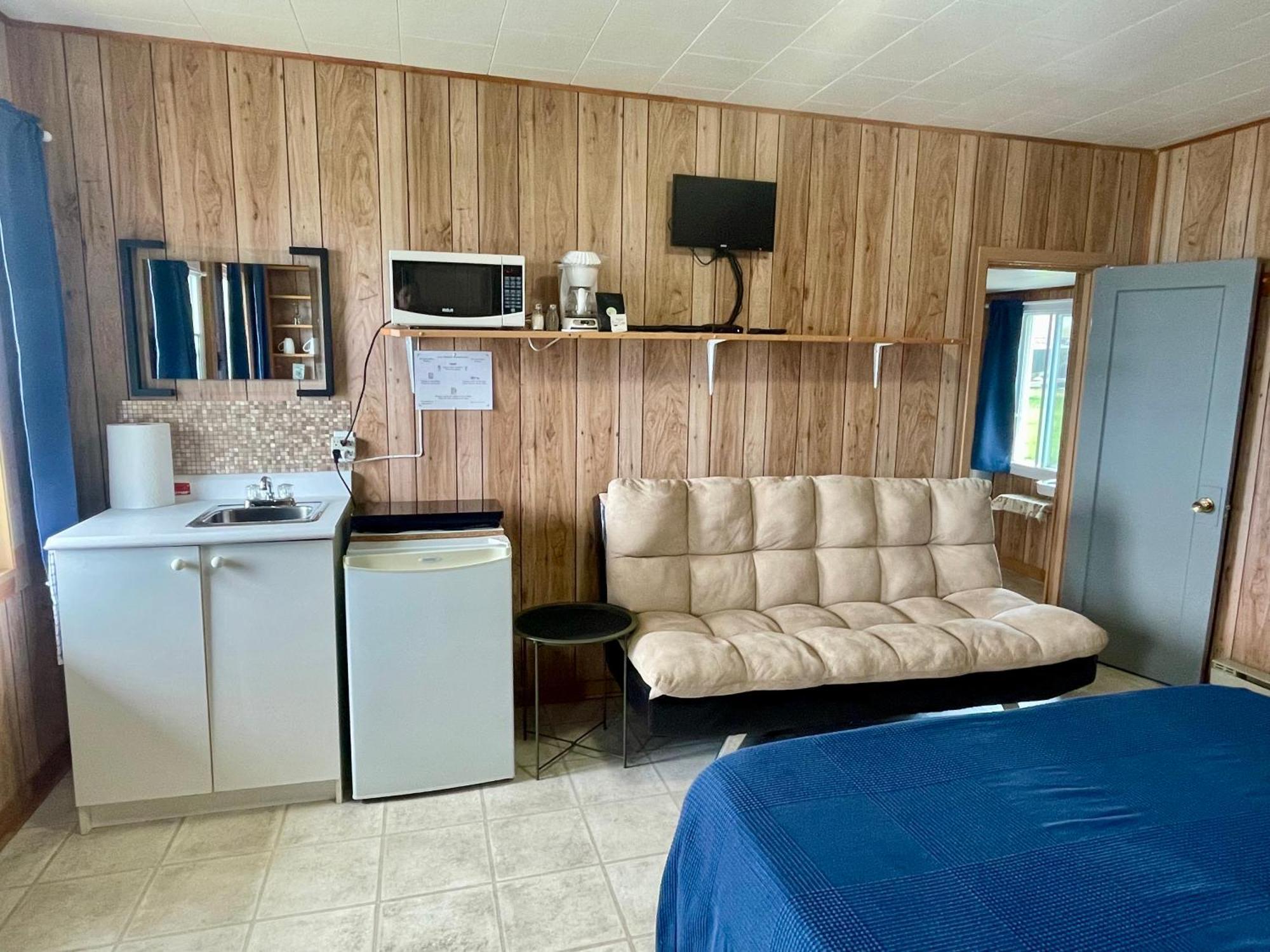 Chalets Bernatchez Mont-Saint-Pierre Ngoại thất bức ảnh